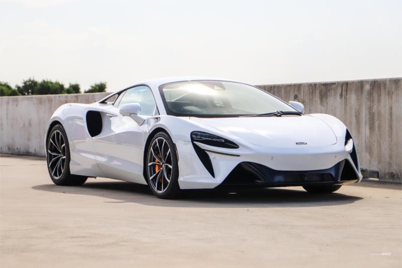 >2023 McLaren Artura Coupe Performance P16 MY23